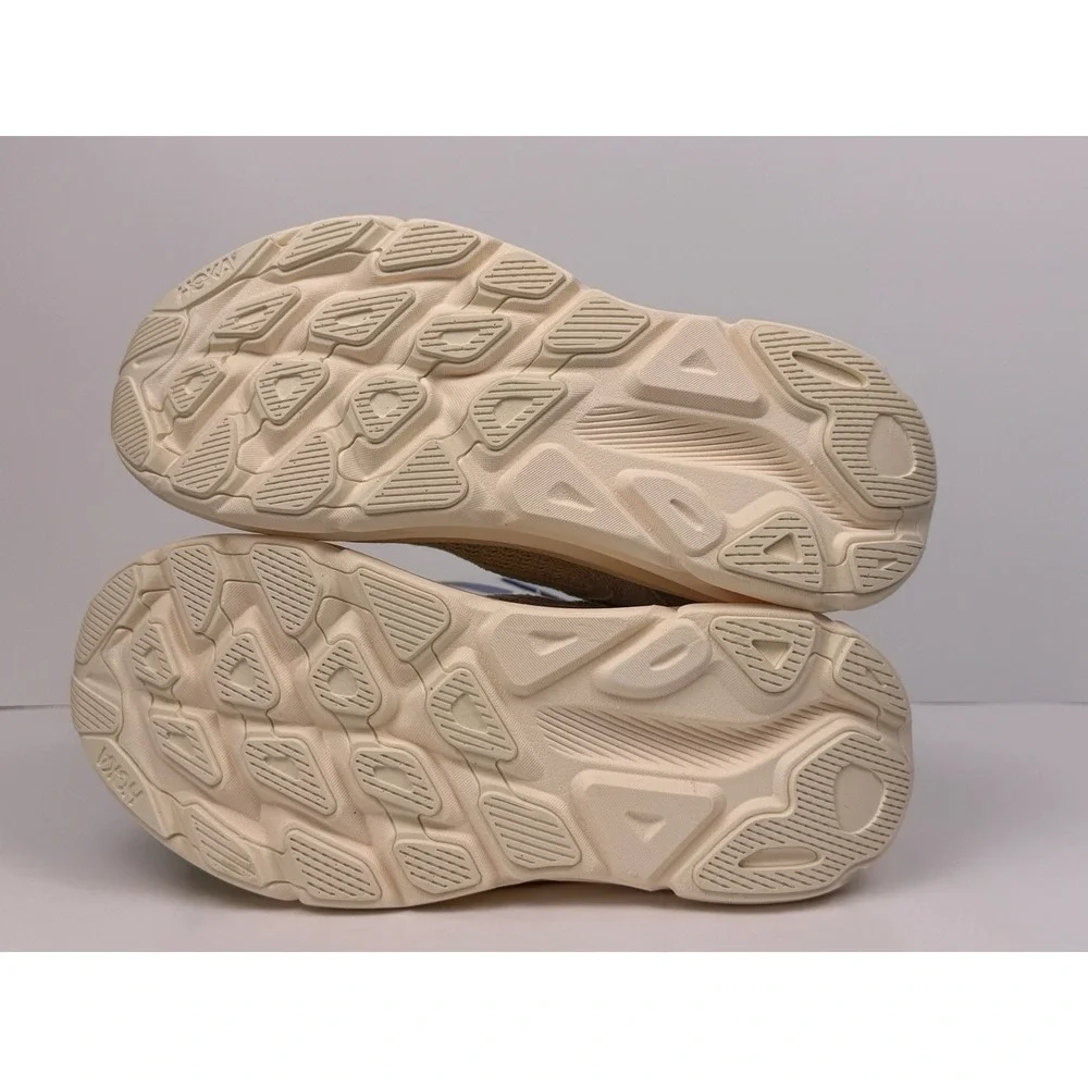 Hoka‎ One One CLIFTON ONE9 BP Men's Size 10 / Women's 11 Cream/ Brown 1162135